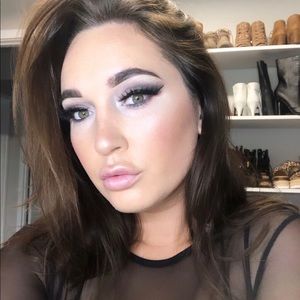 Meet your Posher, Chelsie